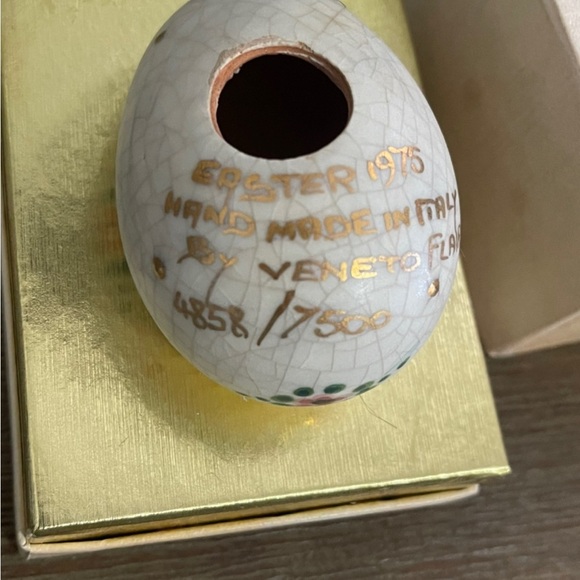 Vintage 1975 Hand Made Italy Veneto Flair Porcelain Egg 4858/7500 Easter Lily - Picture 4 of 5